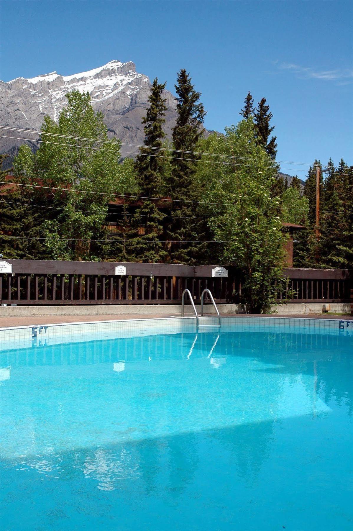 Banff Voyager Inn Dış mekan fotoğraf