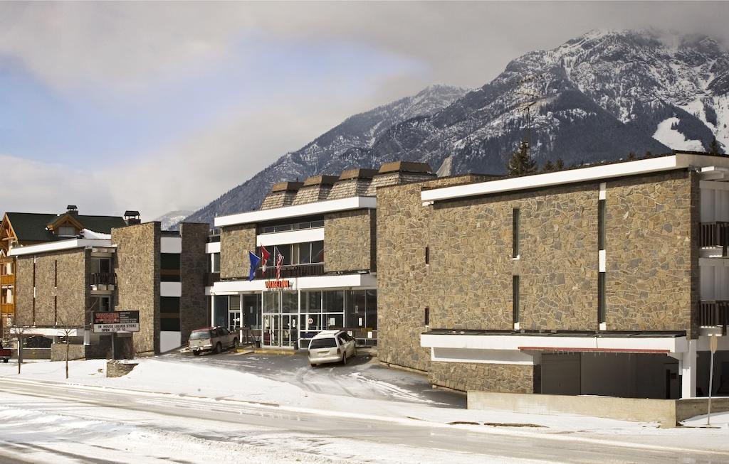 Banff Voyager Inn Dış mekan fotoğraf